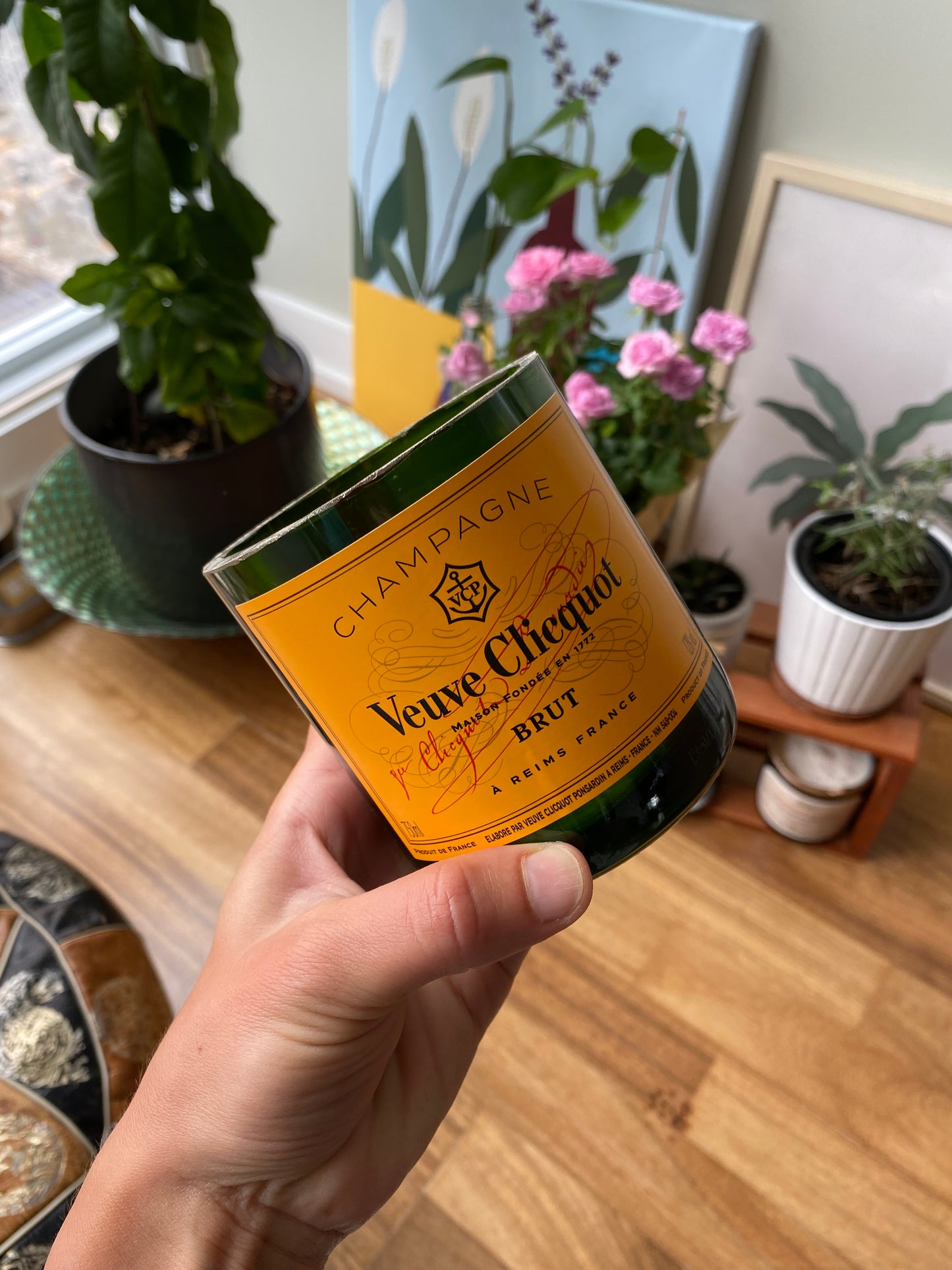 Veuve Candle